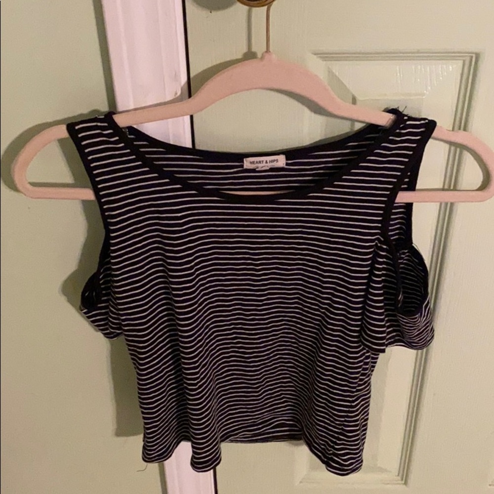 Hanging shoulder tank